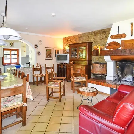 5 Bedroom Amazing In Partina Ar Tatil Evi *